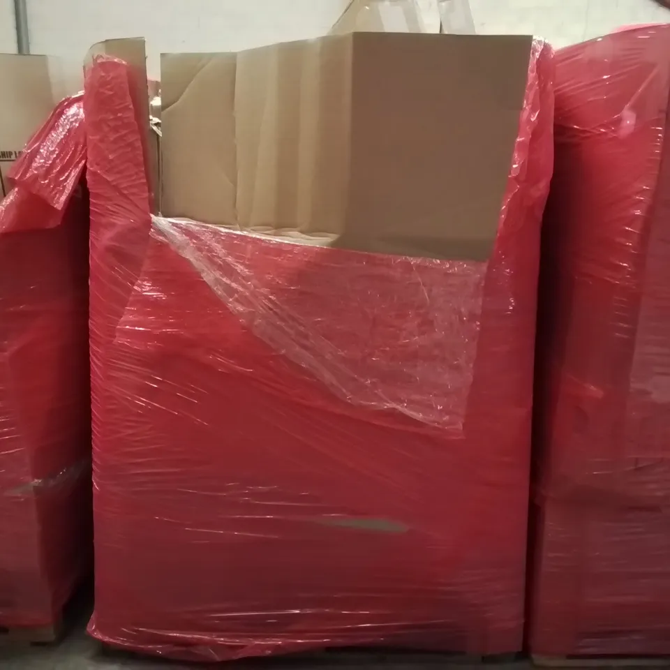 PALLET OF ASSORTED ITEMS TO INCLUDE: MASTICATING WHOLE FRUIT JUICER, PLAYPEN, FOLDING STOOL, CAMPING BED, PULL-UP BAR ECT