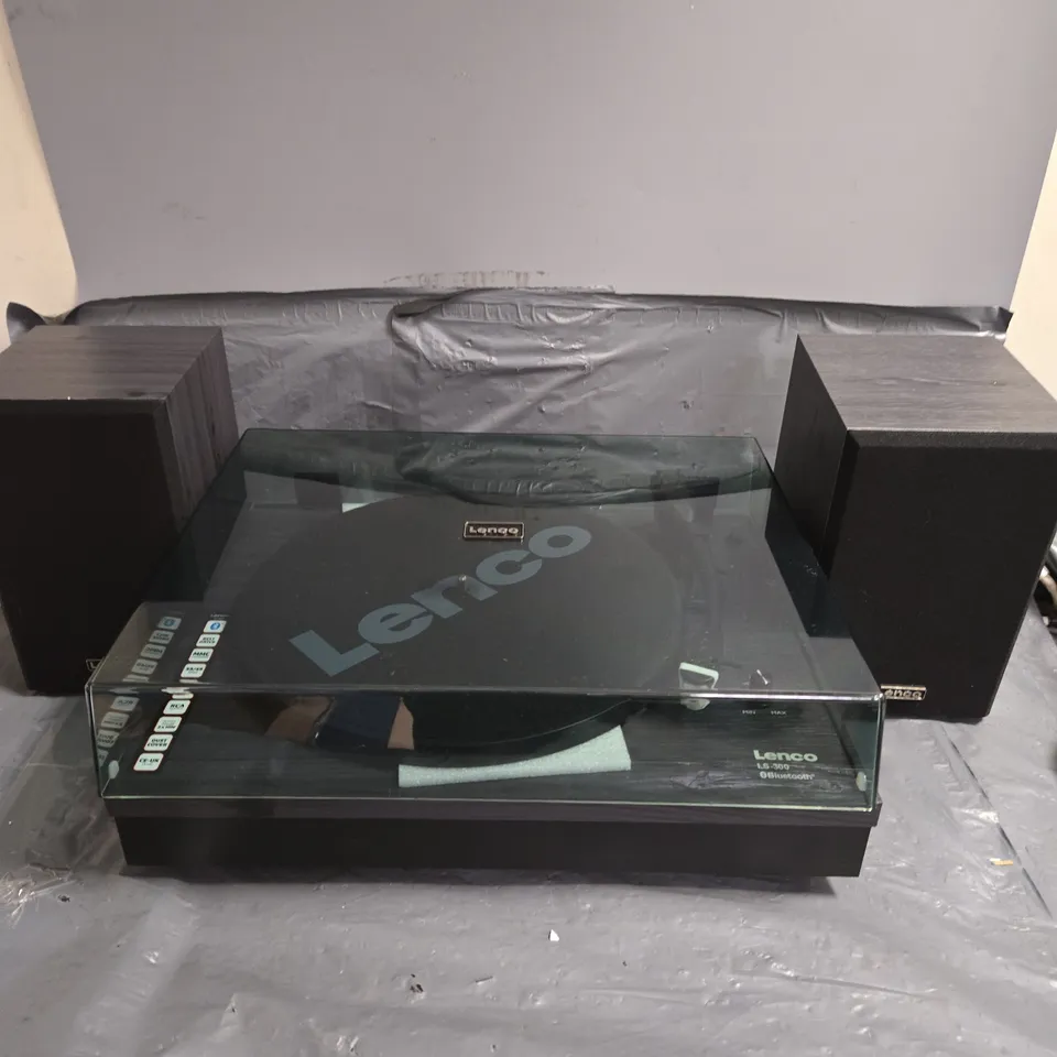 LENCO LS-300BK TURNTABLE WITH BLUETOOTH