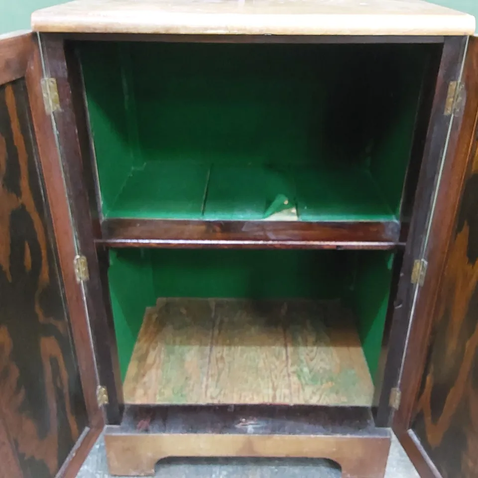 VINTAGE 20TH CENTURY BEDSIDE TABLE 