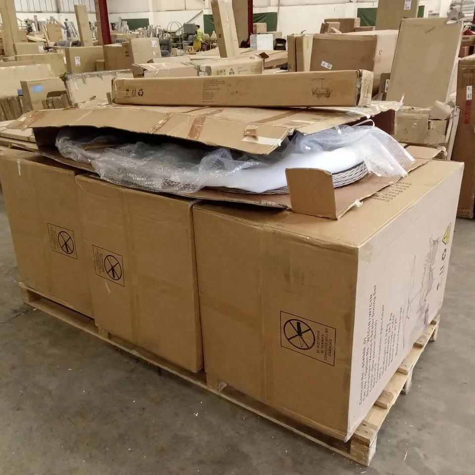 BOXED VENICE 6 SEATER DINING SET (5 BOXES) RRP £1399