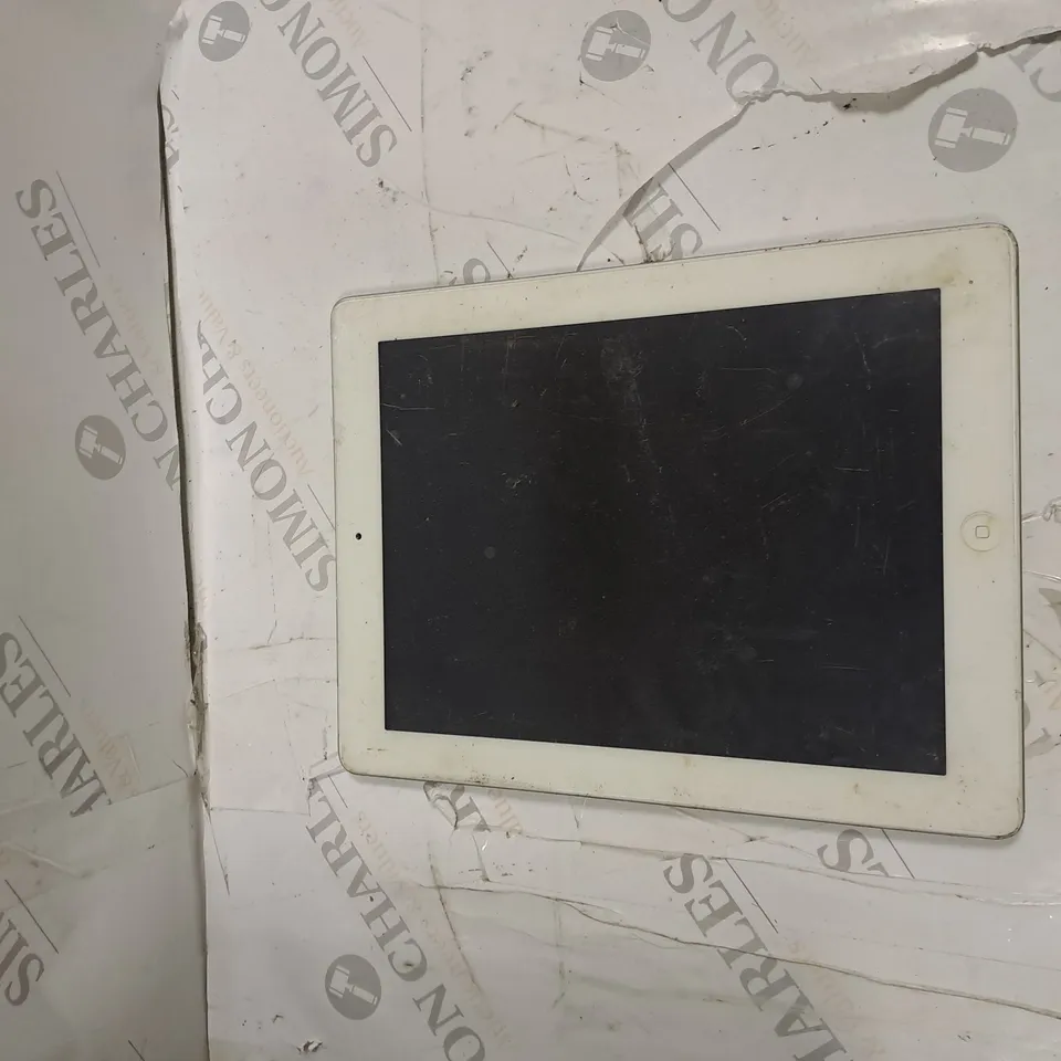 APPLE IPAD MODEL A1396 16GB SILVER