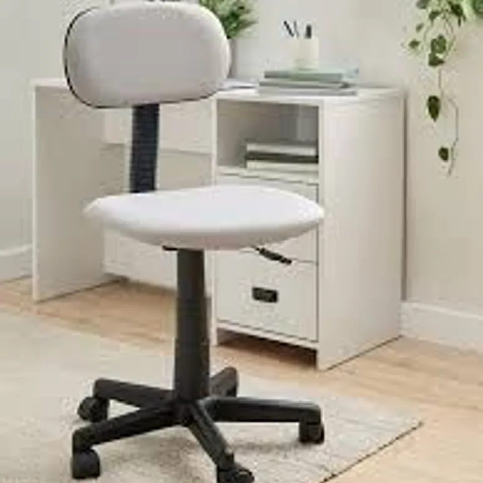 GAS LIFT OFFICE CHAIR 