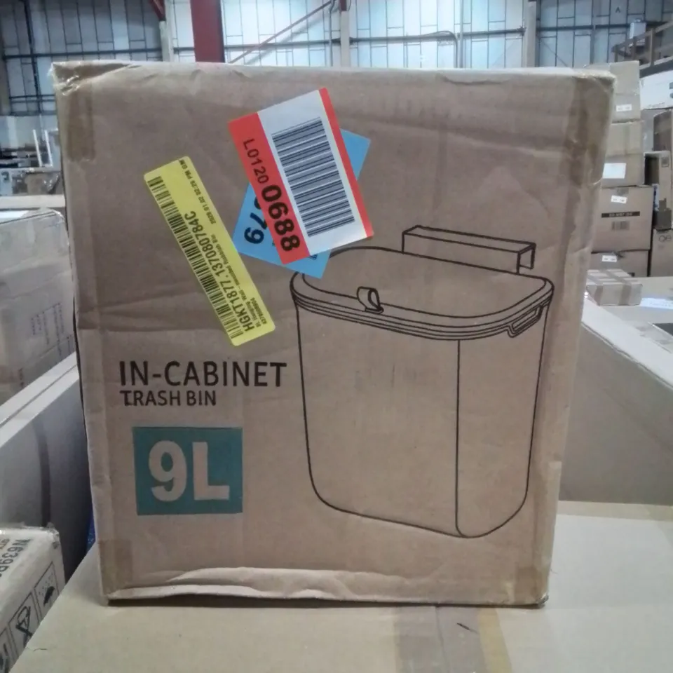 BOXED 9L HANGING WALL MOUNTED RUBBISH BIN