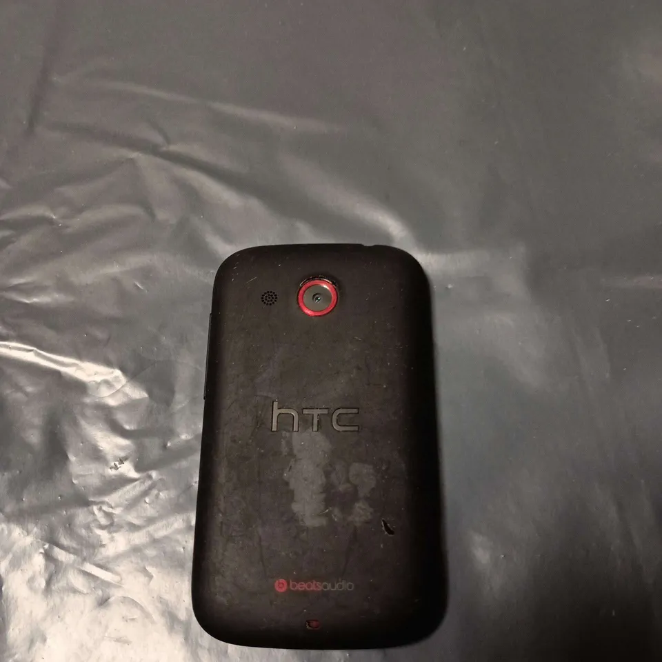 HTC SMARTPHONE WITH BEATS AUDIO – BLACK 