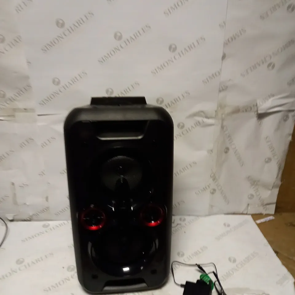 BLUETOOTH PARTY SPEAKER WITH LED LIGHTING - 3.5MM AUX INPUT