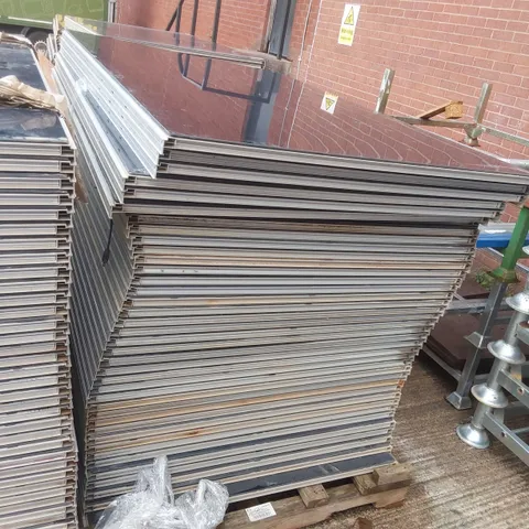 PALLET CONTAINING A LARGE QUANTITY OF UNTESTED SOLAR PANELS 