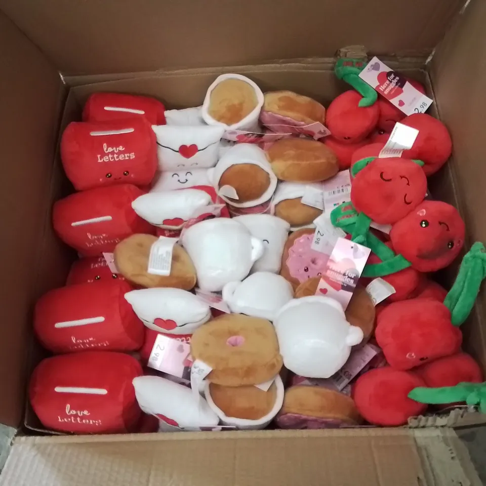 PALLET CONTAINING A LARGE QUANTITY OF VALENTINES PLUSHIES