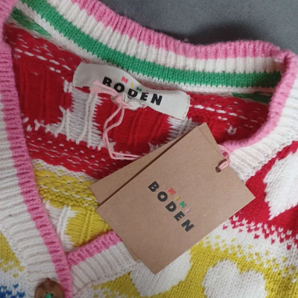 MINI BODEN FLORA FUN V-NECK RAINBOW HEART CARDIGAN IN MULTI - SIZE 5-6Y