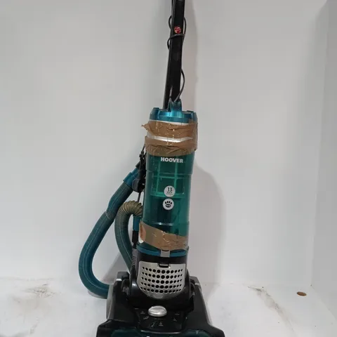 UNBOXED HOOVER BREEZE EVO CORDED VACUUM