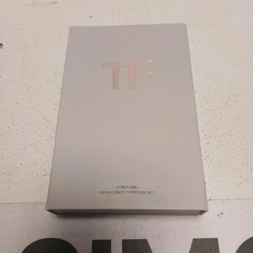 BOXED TOM FORD FRAGRANCE SAMPLER SET