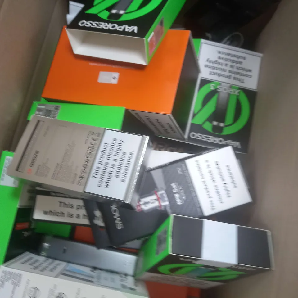 BOX OF APPROXIMATELY 20 ASSORTED E-CIGARATTES TO INCLUDE VAPORESSO, INNOKIN, ASPIRE ETC