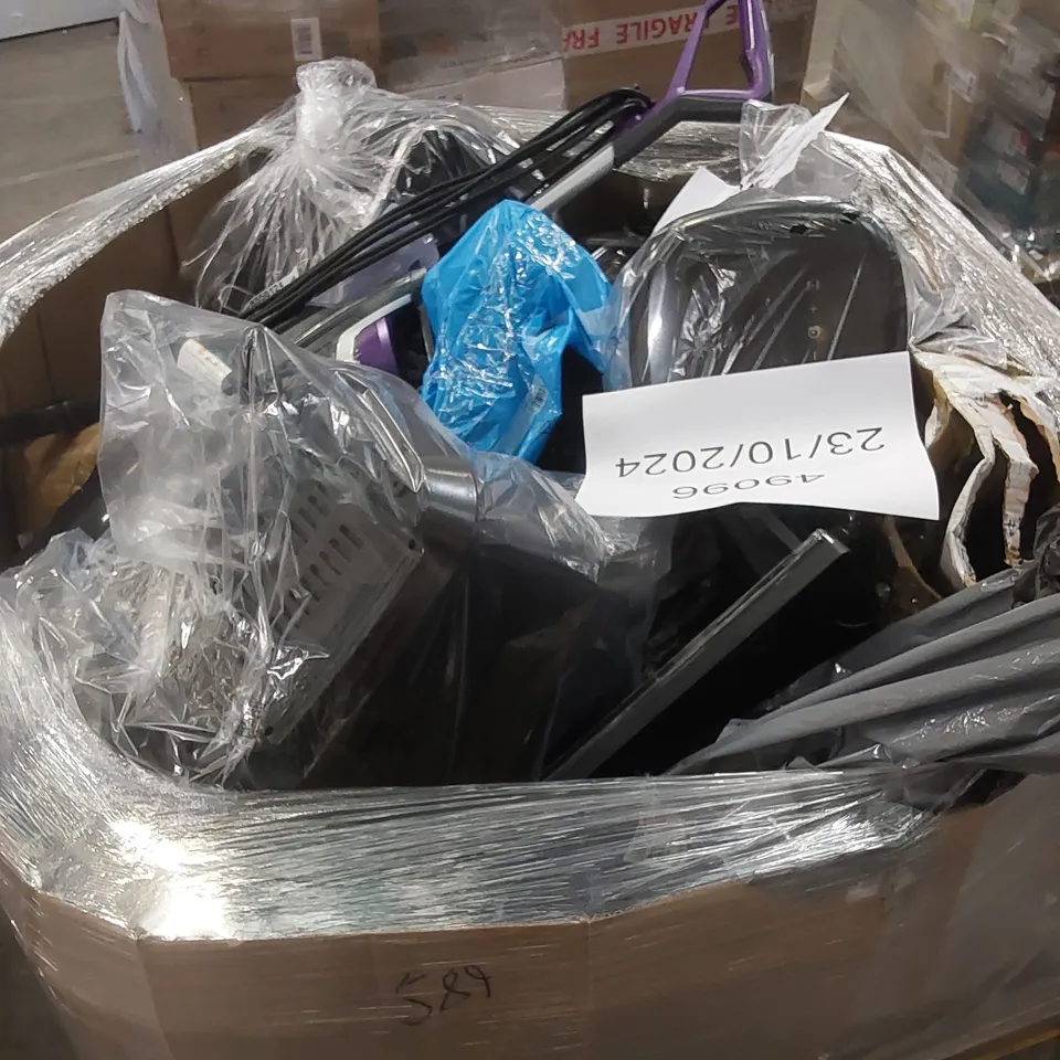 PALLET OF APPROXIMATELY 21 UNPROCESSED RAW RETURN HOUSEHOLD AND ELECTRICAL GOODS TO INCLUDE;