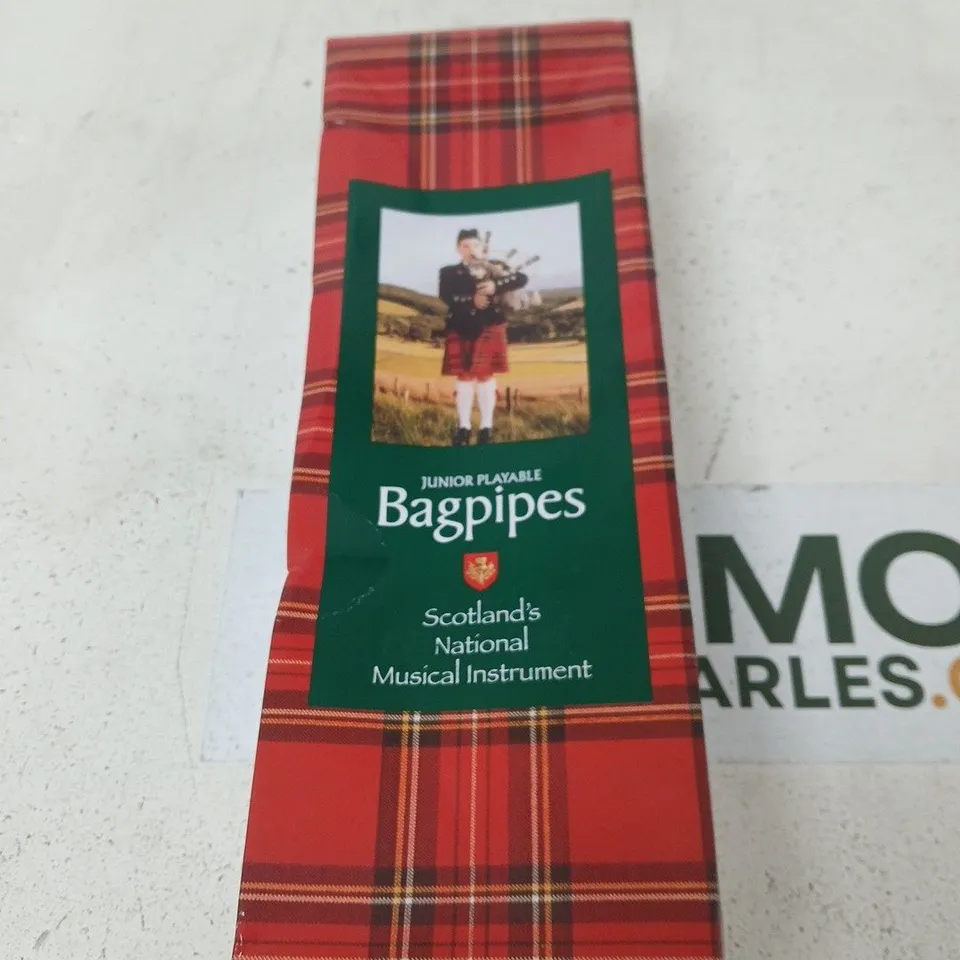 JUNIOR PLAYABLE BAGPIPES – SCOTLAND'S NATIONAL MUSICAL INSTRUMENT IN PLAID BOX