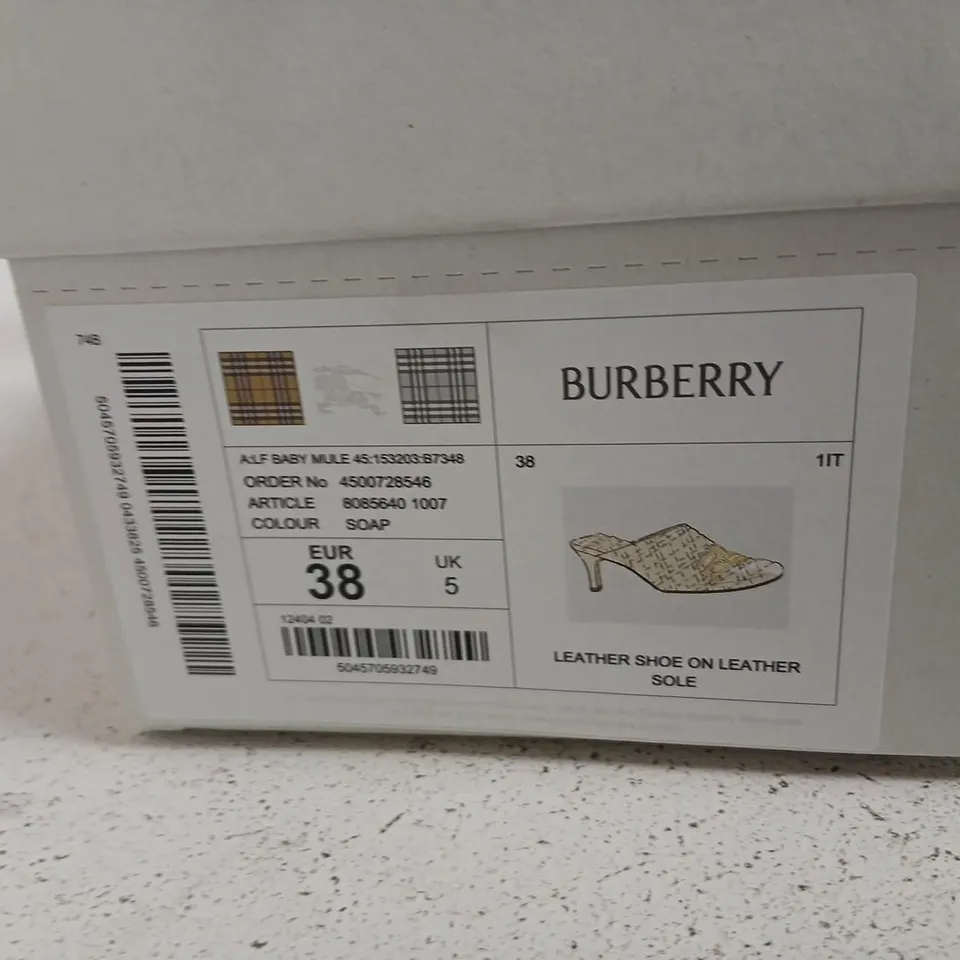 BURBERRY QUILTED LEATHER MULES – WOMEN'S SLIP-ON, UK 5 (EU 38)