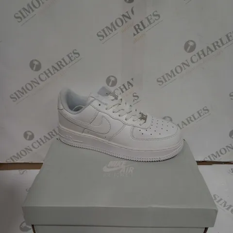 BOXED PAIR OF NIKE WHITE AIR FORCE ONES SIZE 4.5
