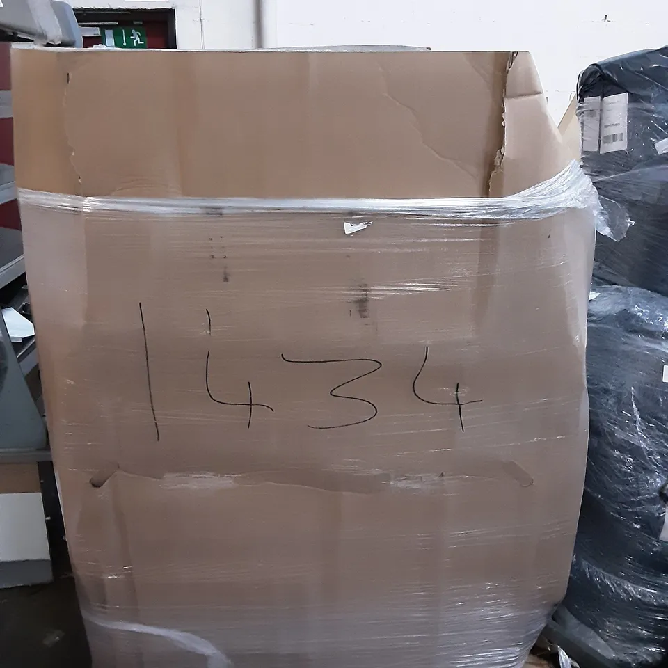 PALLET OF ASSORTED PRODUCTS INCLUDING TIMBER RIDGE FOLDING CHAIR, KIDS ARTIST EASEL, FABIAN CHARLES PHOTO FRAMES, HODODOU, GREENSTELL LAUNDRY HAMPER, RECCI BEDDING
