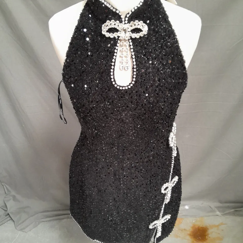 LAVISH ALICE SEQUIN HIGH COLLARMINI DRESS WITH BOW EMBELLISHMENT IN BLACK SIZE 8