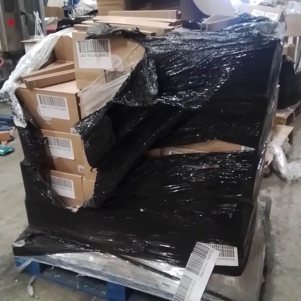 PALLET OF CARDBOARD PACKAGING