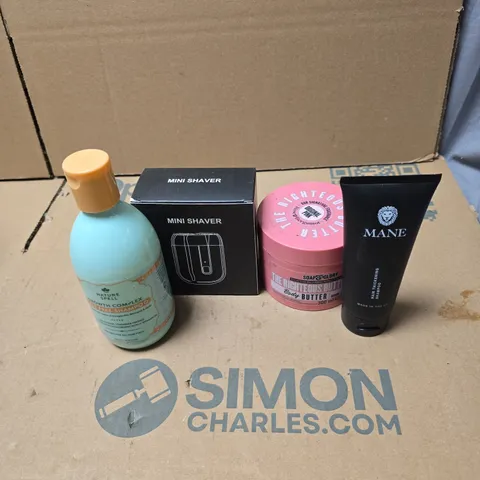 TOTE OF APPROXIMATELY 16 ASSORTED COSMETIC ITEMS TO INCLUDE MINI SHAVER, NATURE SPELL SHAMPOO, MANE THICKENING SHAMPOO, SOAP & GLORY BODY BUTTER ETC