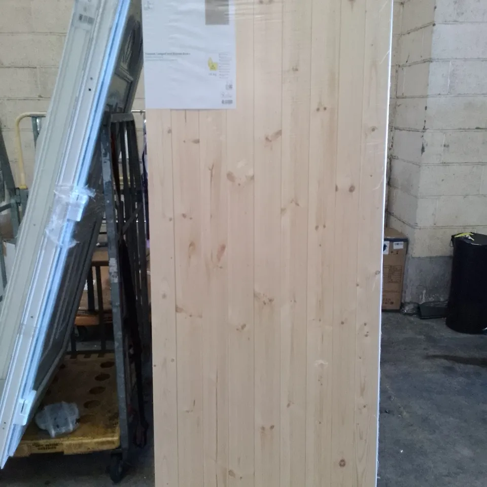 NORDIC SOFTWOOD FRAMED, LEDGED AND BRACED DOOR 1981×762×44MM
