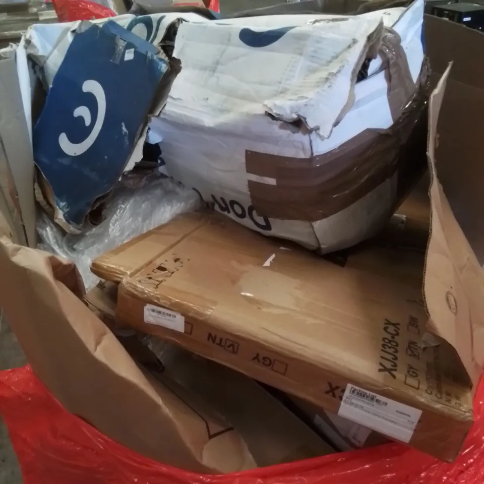 PALLET CONTAINING ASSORTED HOUSEHOLD & HOME IMPROVEMENT PRODUCTS. INCLUDES SUPERKING MATTRESS TOPPER & ASSORTED ITEMS OF FURNITURE ETC
