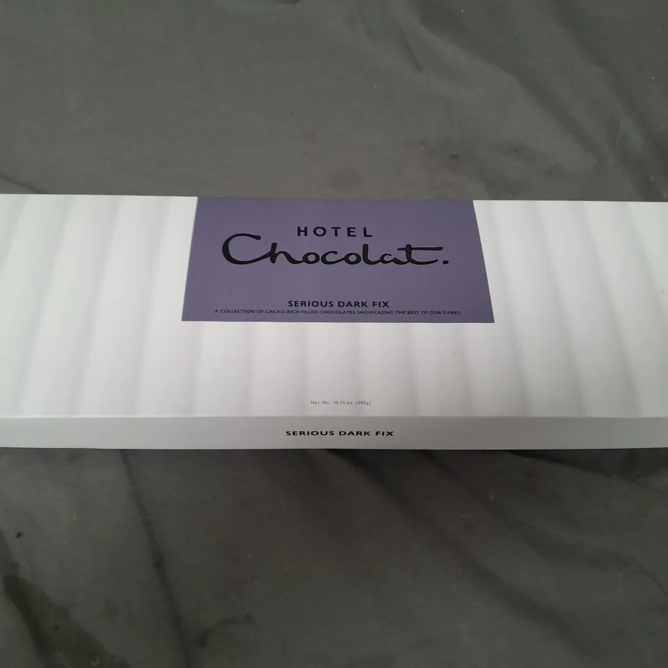 HOTEL CHOCOLAT SERIOUS DARK FIX SLEEKSTER