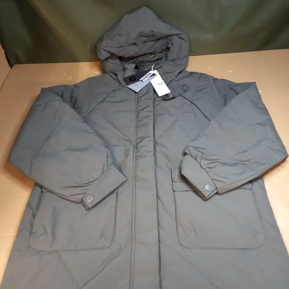 ACTIVE PEOPLE CHINOOK WOMENS COAT SIZE 12