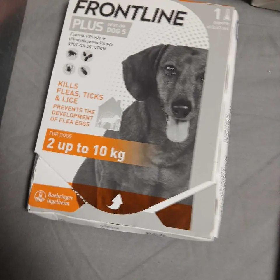 BOX OF ASSORTED PET CARE PRODUCTS  – FLEA/TICK TREATMENTS, CAT DIFFUSER KIT, DOG JOINT SUPPLEMENT