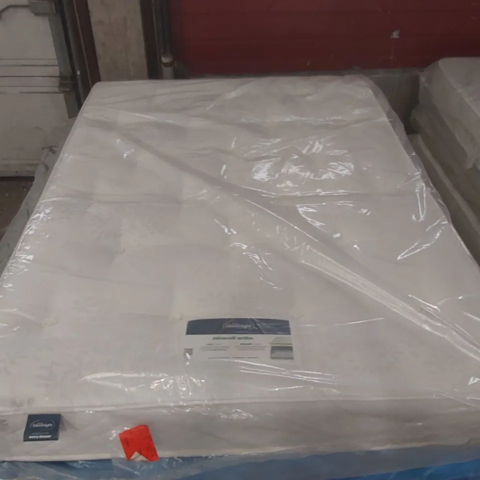 QUALITY BAGGED SILENTNIGHT MIRACOIL ORTHO DOUBLE MATTRESS