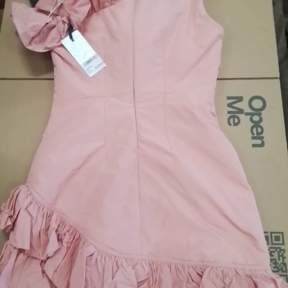 PALLET OF BARRUS LONDON CLOTHING PRODUCTS TO INCLUDE;MINI DRESS,SHIRT,TROUSERS,ETC