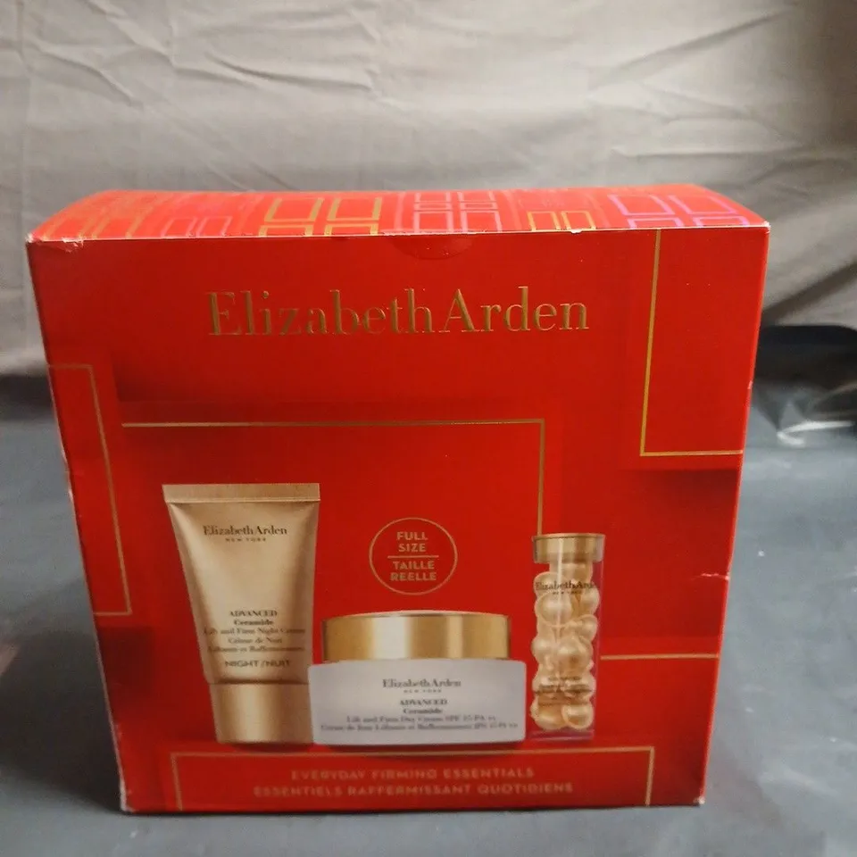 ELIZABETH ARDEN ADVANCED CERAMIDE SKINCARE SET – FULL SIZE, BOXED