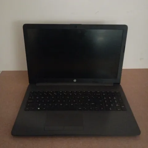 HP 255 G7 LAPTOP
