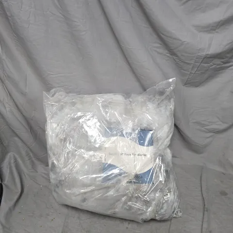 GREY SUPER SOFT FAUX FUR BLANKET