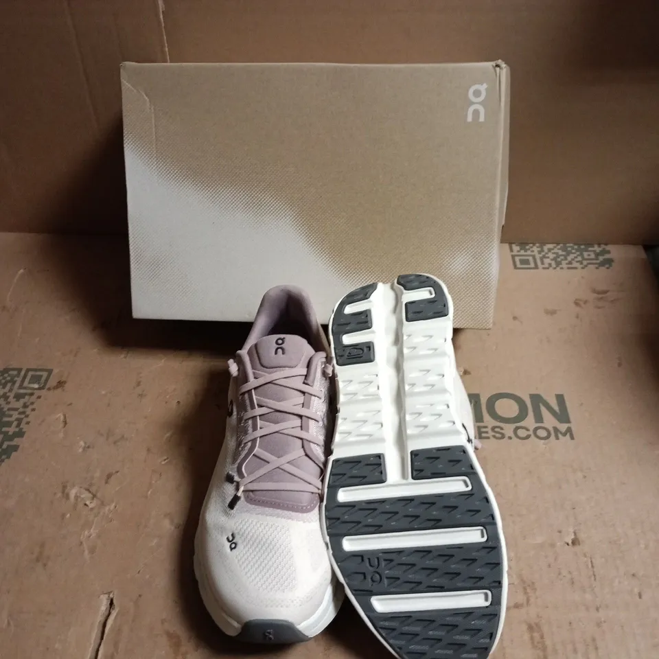 ON RUNNING WOMEN’S RUNNING SHOES – PALE PINK/WHITE - UK SIZE 5.5 