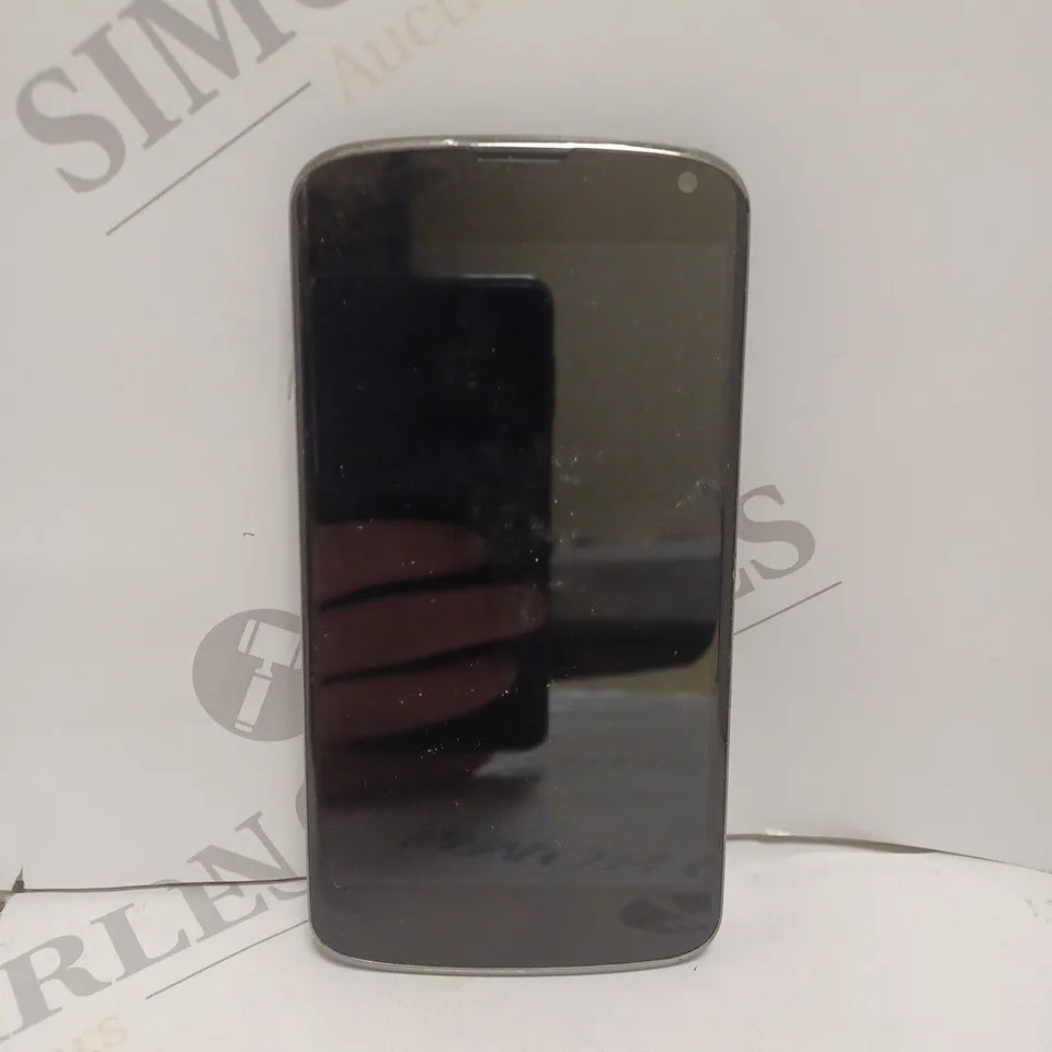 LG NEXUS 4 E960 SMARTPHONE 