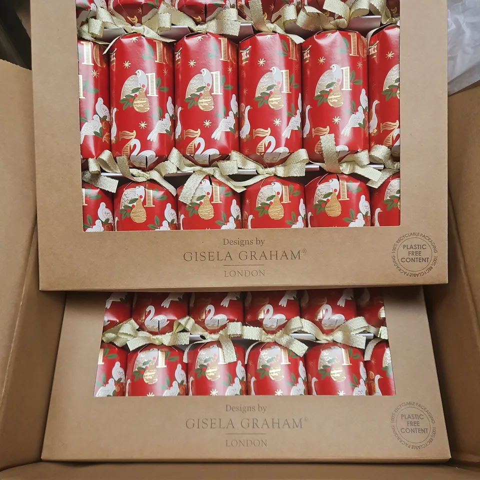 6 X BOXES OF GISELA GRAHAM LUXURY CHRISTMAS CRACKERS - 6 CRACKERS PER BOX 