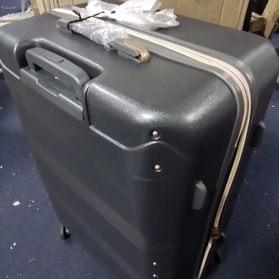 ROCK LUGGAGE MAYFAIR 77CM TROLLEY CASE IN GREY - TR-0238