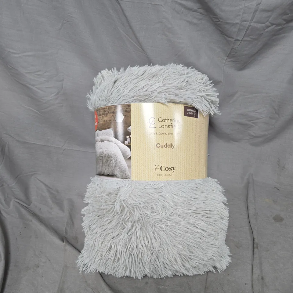 CATHERINE LANSFIELD CUDDLY SUPERKING DUVET SET – GREY (COSY COLLECTION)