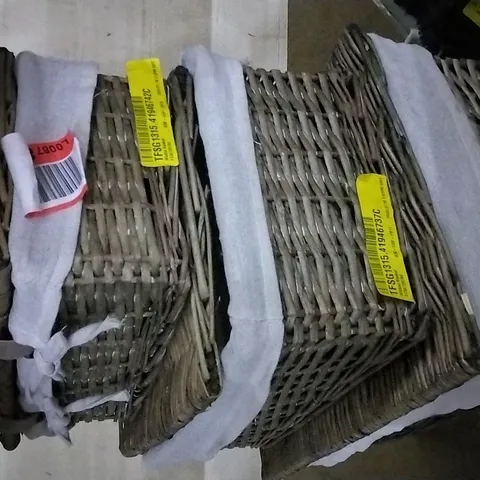 SET OF 3 GRADUATED WICKER BASKETS