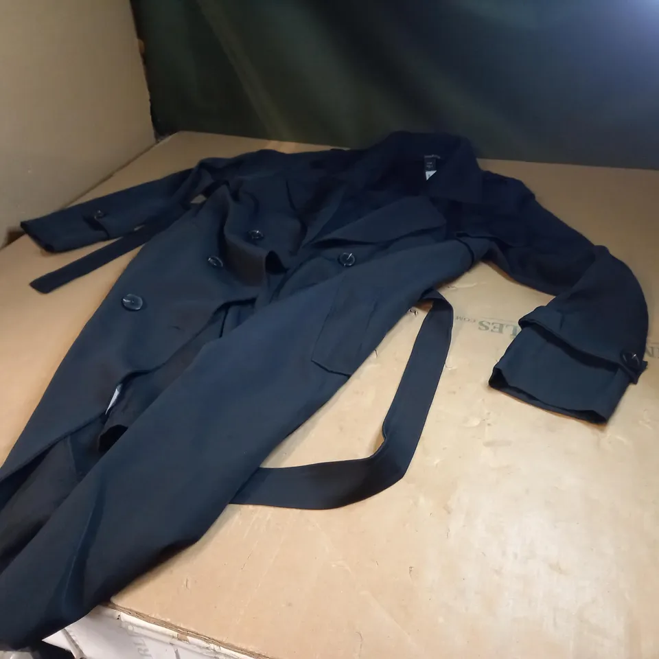 PETITE BUTTON DETAIL BELTED TRENCH COAT SIZE S/M