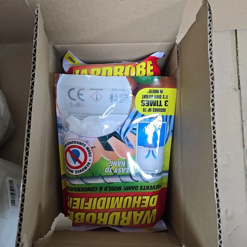 PRIM WARDROBE DEHUMIDIFIER – CITRUS SCENT - BOX OF APPROXIMATELY 8