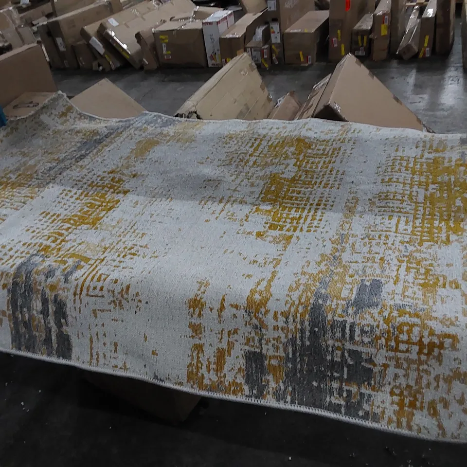 DESIGNER ABSTRACT RUG // SIZE: APPROXIMATELY 120 X 170cm