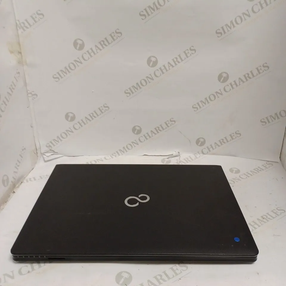FUJITSU LIFEBOOK A555 LAPTOP 