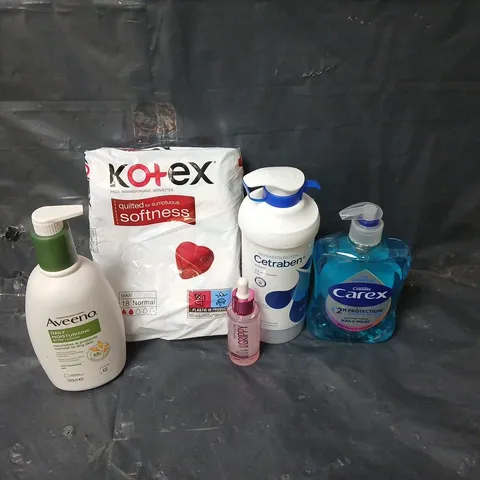 APPROXIMATEY 20 ASSORTED HEALTH AND BEAUTY PRODUCTS TO INCLUDE KOTEX MAXI PADS, CAREX HAND WASH AND CETRABEN CREAM