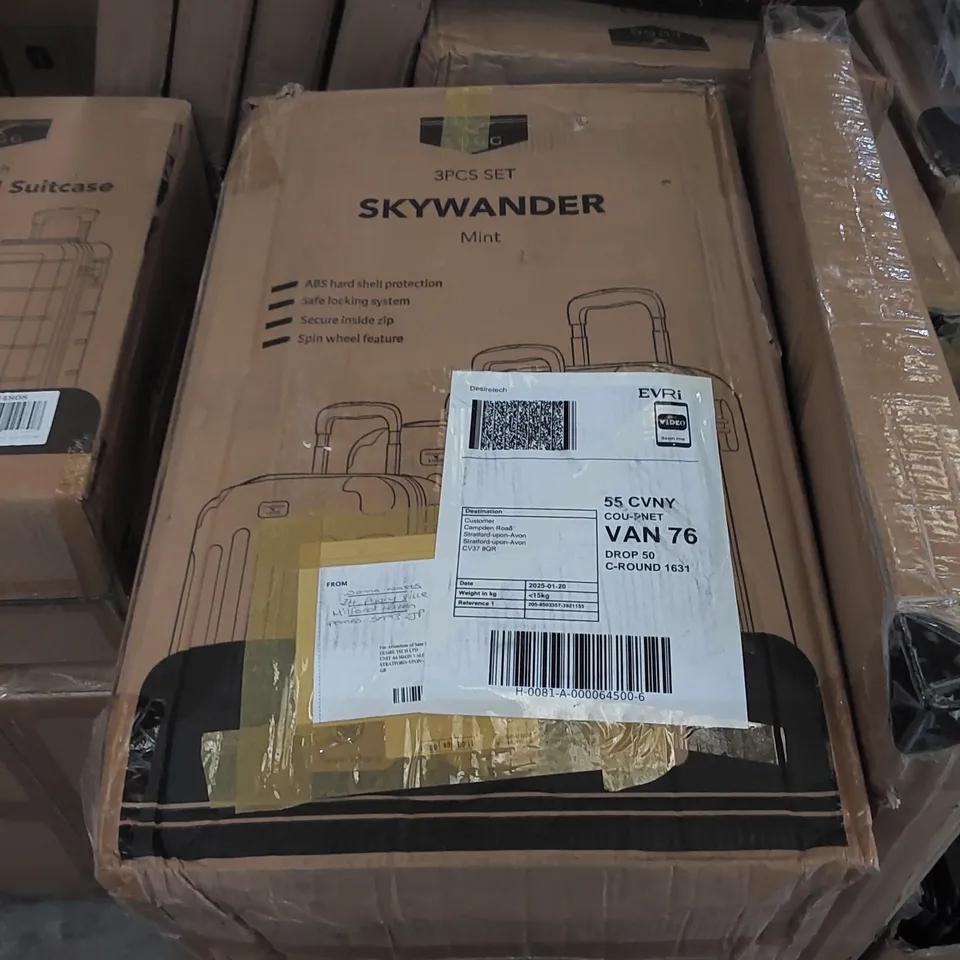 BOXED LUGG SKYWANDER LUGGAGE SET