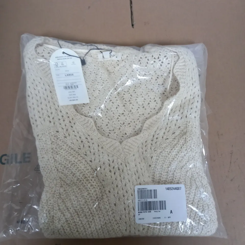 MONSOON JUMPER IN IVORY SIZE LARGE 
