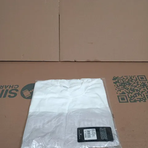 TRUE RELIGION OPTIC WHITE SHORT SLEEVE GRAPHIC T SHIRT SMALL TAGGED BAGGED