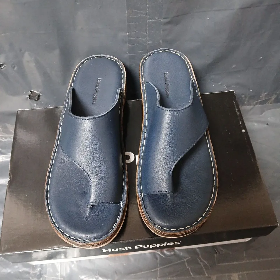 HUSH PUPPIES ELISSA TOE-POST SANDAL – NAVY, WOMEN’S UK6 (US8, EUR39)