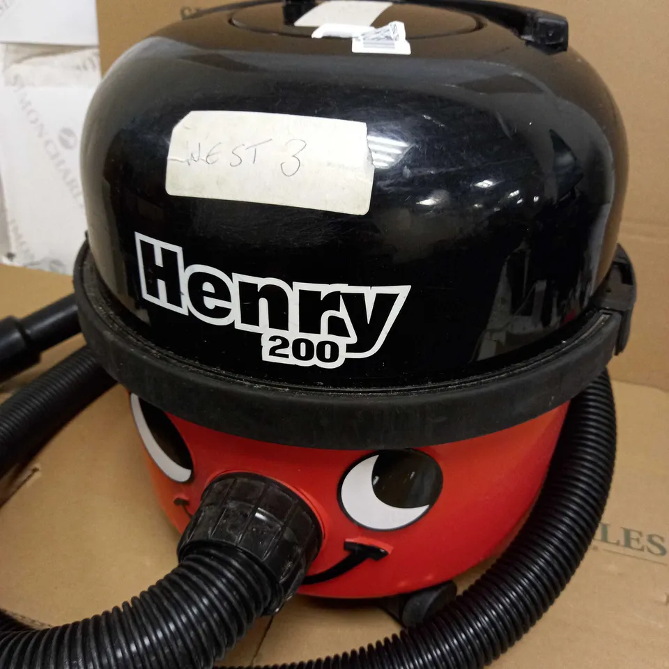 HENRY 200 VACUUM