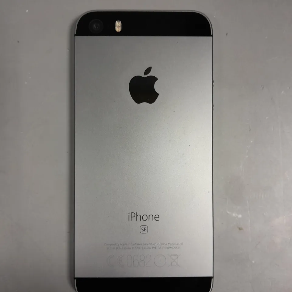 APPLE IPHONE 5 SE SMARTPHONE 